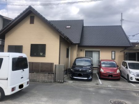 軒天の色を変えたのがポイント！　外壁塗装/屋根塗装/雨漏り専門店　スターペイント松山西ショールーム　2020/5/1