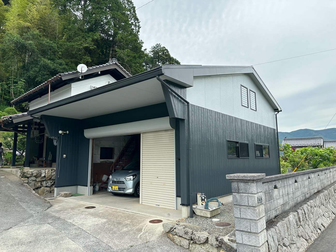 西予市　Y.M様邸　外壁塗装　屋根塗装　2024/6/1