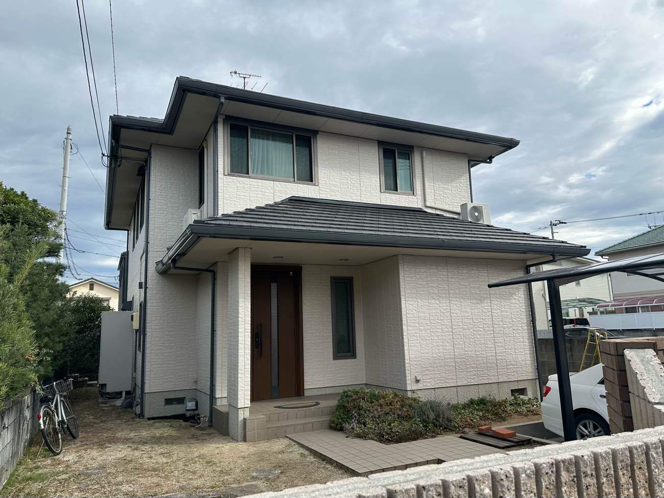 【松山市×外壁塗装工事】深碧で艶と耐久性を両立！下地から丁寧に仕上げたサイディング外壁塗装