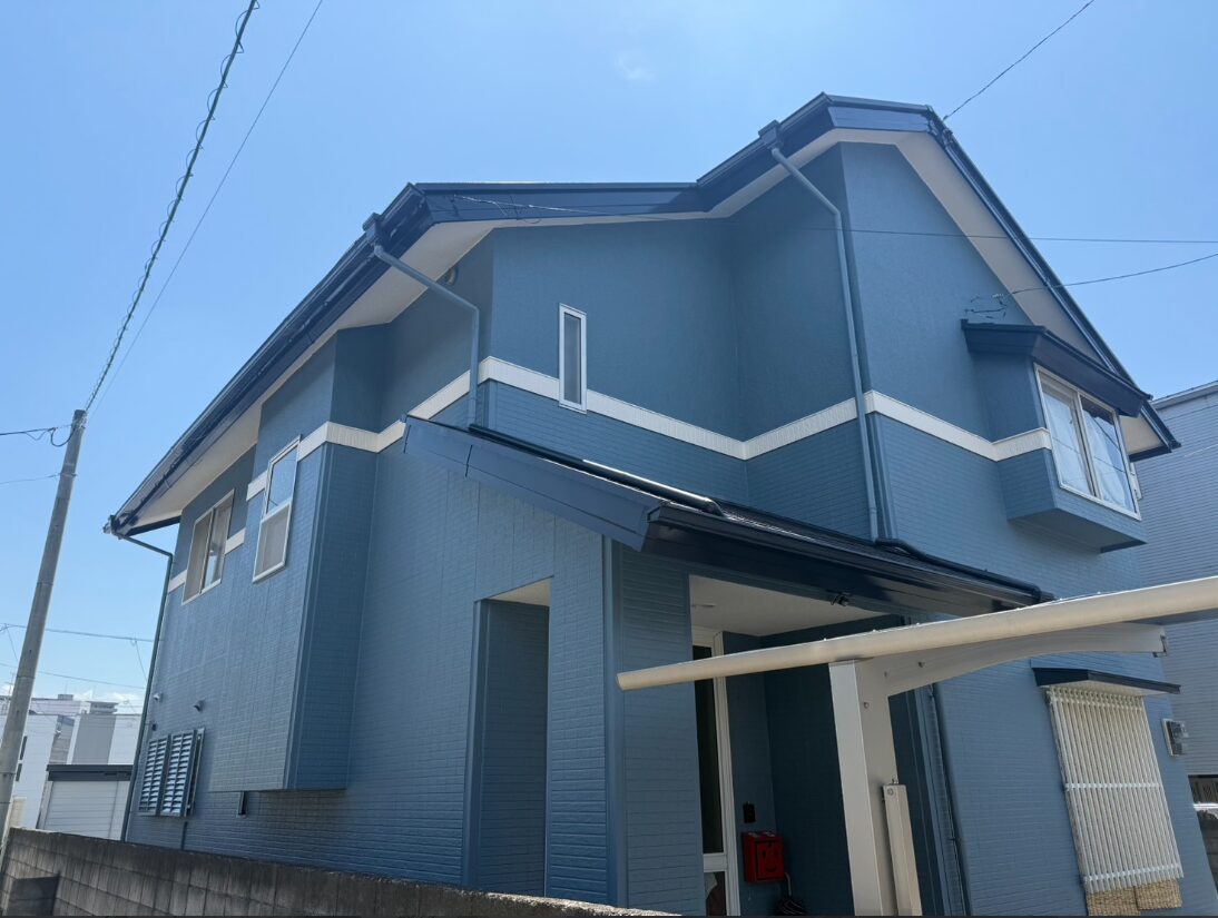 【熊本市中央区】モダン住宅の屋根・外壁塗装工事｜ネイビーで洗練された印象に！