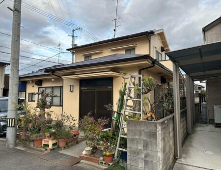 【愛媛県松山市】外壁・屋根塗装工事｜モルタル外壁とコロニアル・トタン屋根を高耐久塗料で美しく再生した塗装リフォーム事例