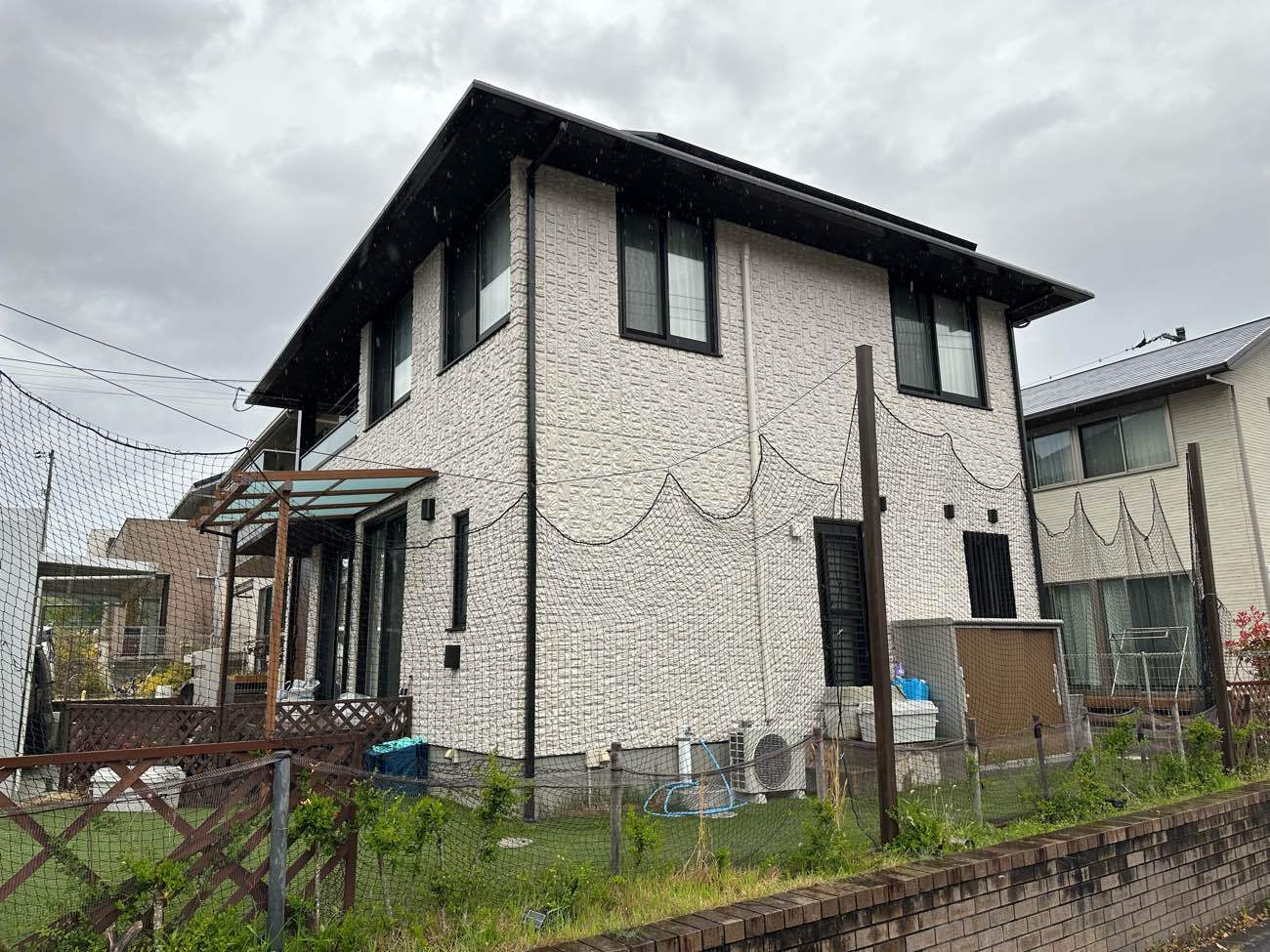 【愛媛県松山市】外壁屋根塗装工事｜深碧シリーズで実現した高耐久＆高級感仕上げの外装リフォーム事例