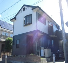 【平塚市徳延｜外壁塗装・屋根塗装】劣化した住まいが見違える美しさへ！高耐久塗料で資産価値を守った塗装リフォーム事例
